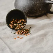 Genmaicha - herbata z prażonym ryżem. Napar biedaków, który pokochali wszyscy
