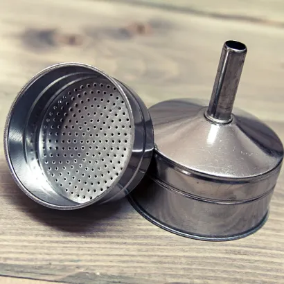Lejek do kawiarek stalowych Bialetti pojemność 6 tz - zdjęcie 3