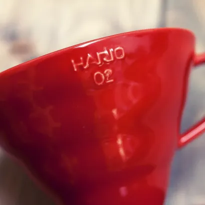 Hario dripper V60 ceramiczny czerwony V01 - zdjęcie 3