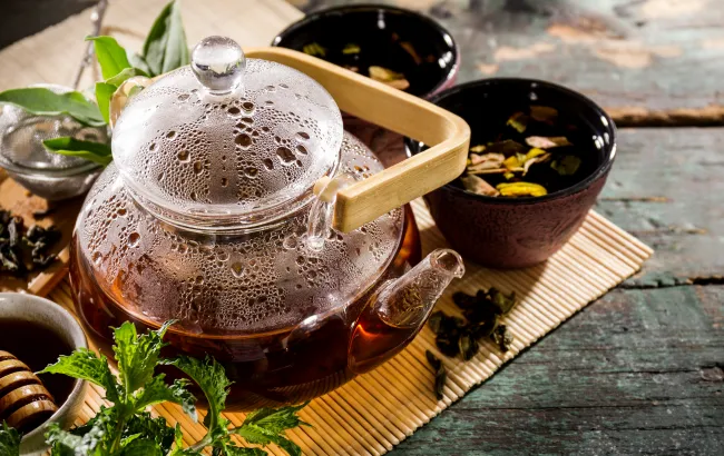 Herbata - właściwości zdrowotne i korzyści dla organizmu | kompendium wiedzy