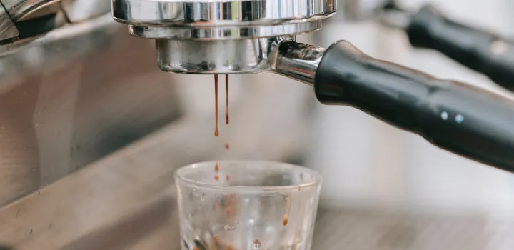 Orange freshpresso, czyli kawa z sokiem pomarańczowym. Jak ją zrobić?